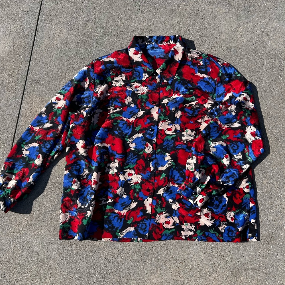 80s Vtg Abstract Roses Blouse  Sz Small/ Medium Red Blue Black